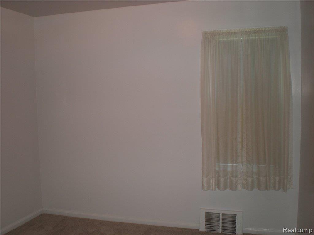 26530 Five Mile Road Redford, MI 48239 - Photo 7 of 19 Bedroom #1
