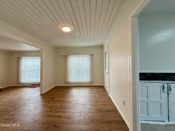$1,450 | 41 Mechanic Street, Unit UPSTAIRS, Fort Edward, NY 12828