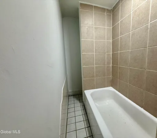 $1,450 | 41 Mechanic Street, Unit UPSTAIRS, Fort Edward, NY 12828
