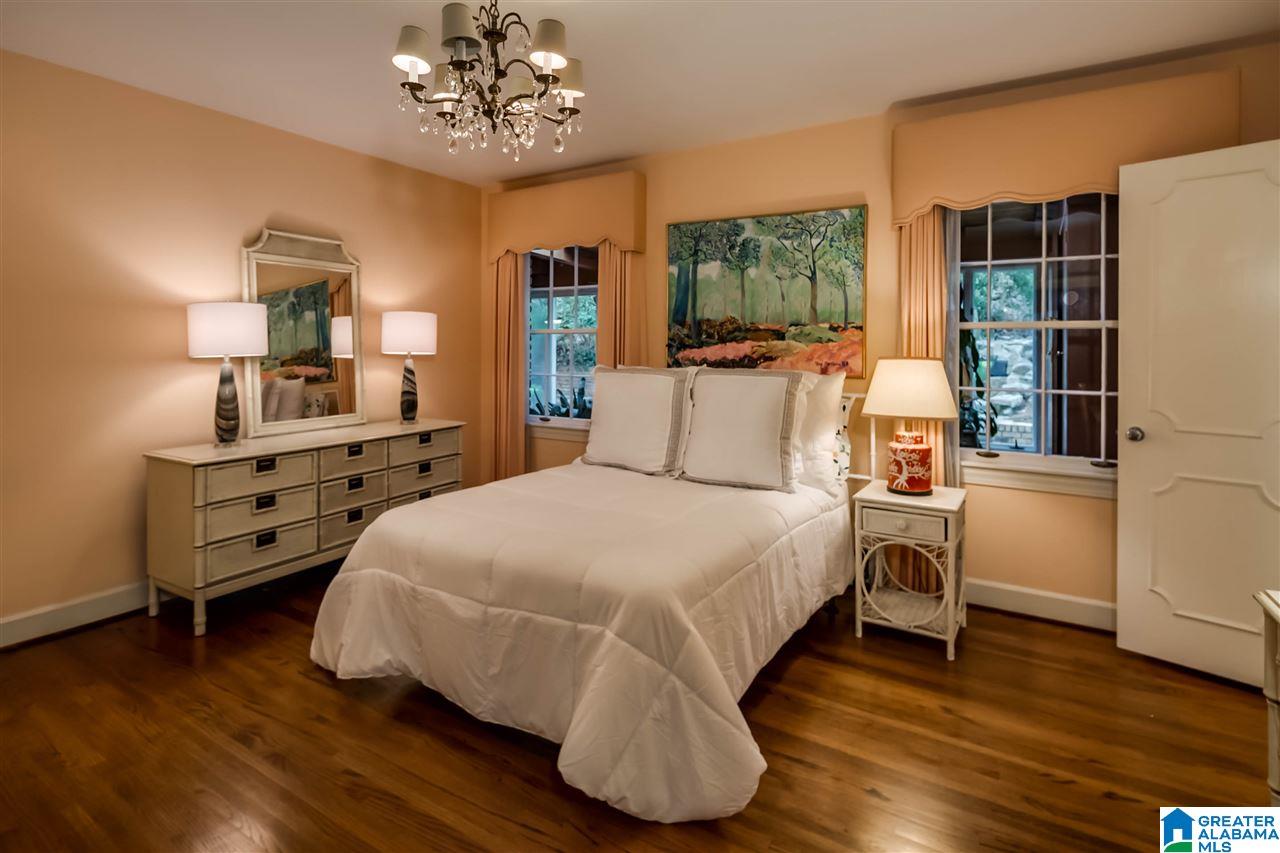 3315 Brookwood Road Birmingham, AL 35223 - Photo 35 of 50