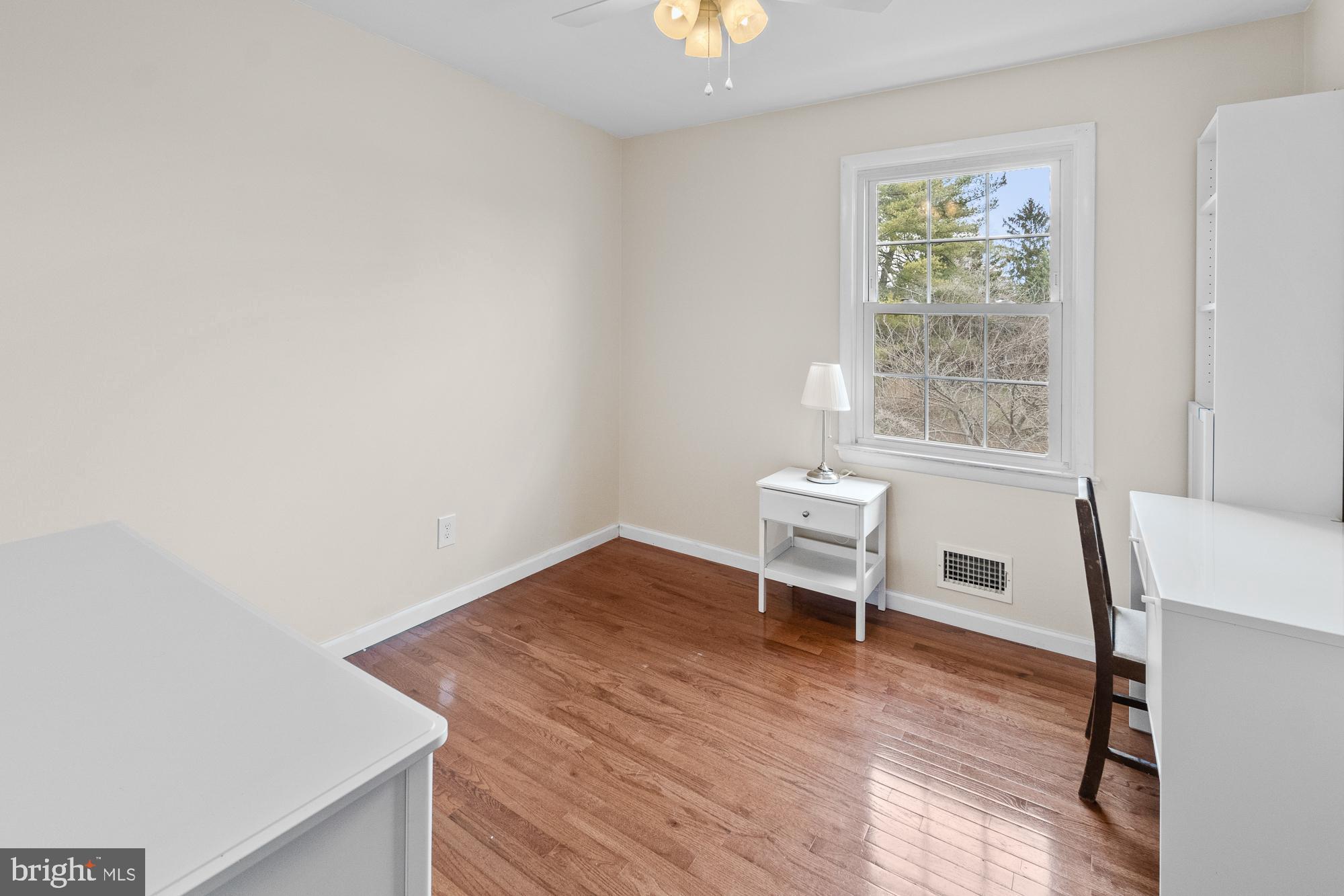 17124 Butler Road Poolesville, MD 20837 - Photo 28 of 58 Bedroom #2