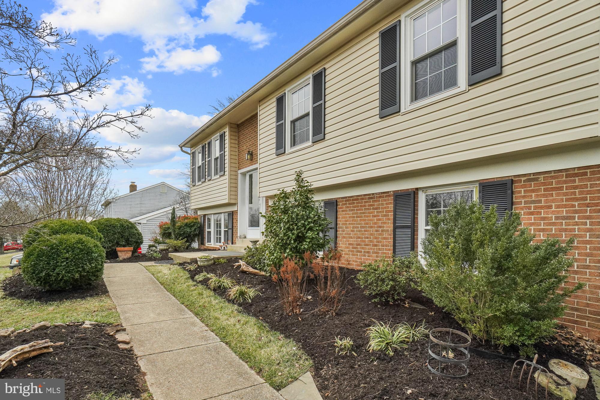 17124 Butler Road Poolesville, MD 20837 - Photo 6 of 58