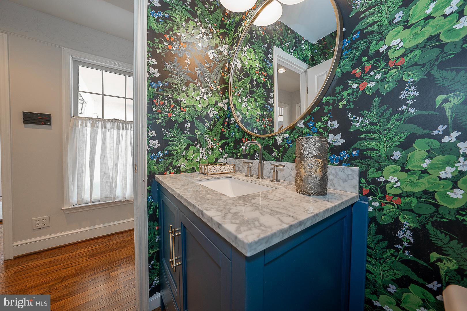 447 Inveraray Road Villanova, PA 19085 - Photo 24 of 71 Guest Powder Room