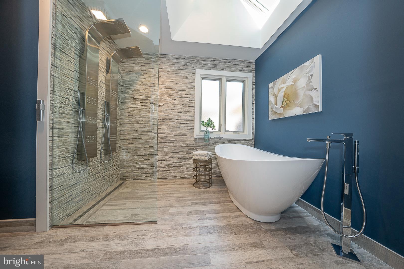 447 Inveraray Road Villanova, PA 19085 - Photo 30 of 71 Walk-in Shower and Soaking Tub