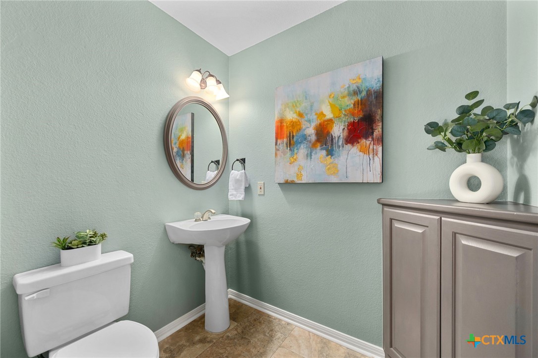 106 Starlight Trail Georgetown, TX 78633 - Photo 26 of 47 Powder Room