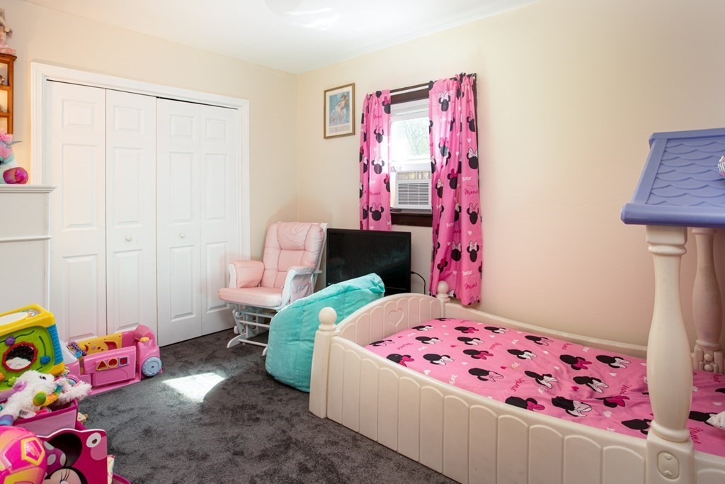 69 Whitefield Street Fall River, MA 02721 - Photo 22 of 30 Gallery Image 22