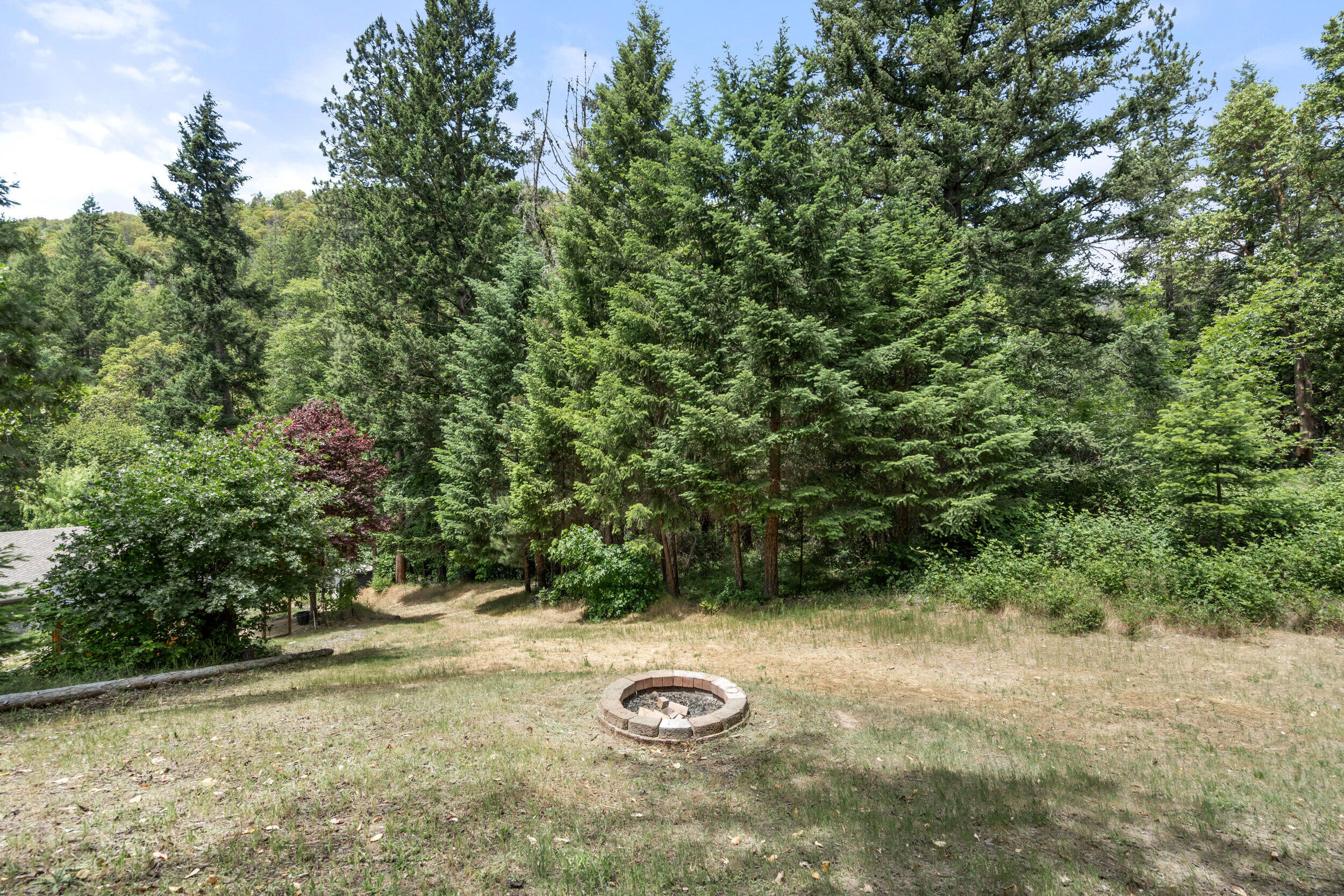 3268 Humbug Creek Road Jacksonville, OR 97530 - Photo 33 of 36