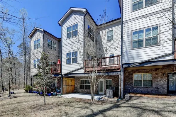 $635,000 | 373 Via Secco Lane, Suwanee, GA 30024