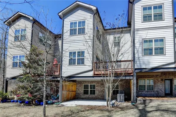 $635,000 | 373 Via Secco Lane, Suwanee, GA 30024