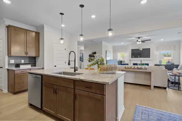 $406,900 | 1386 Centerstone Lane, Apison, TN 37302