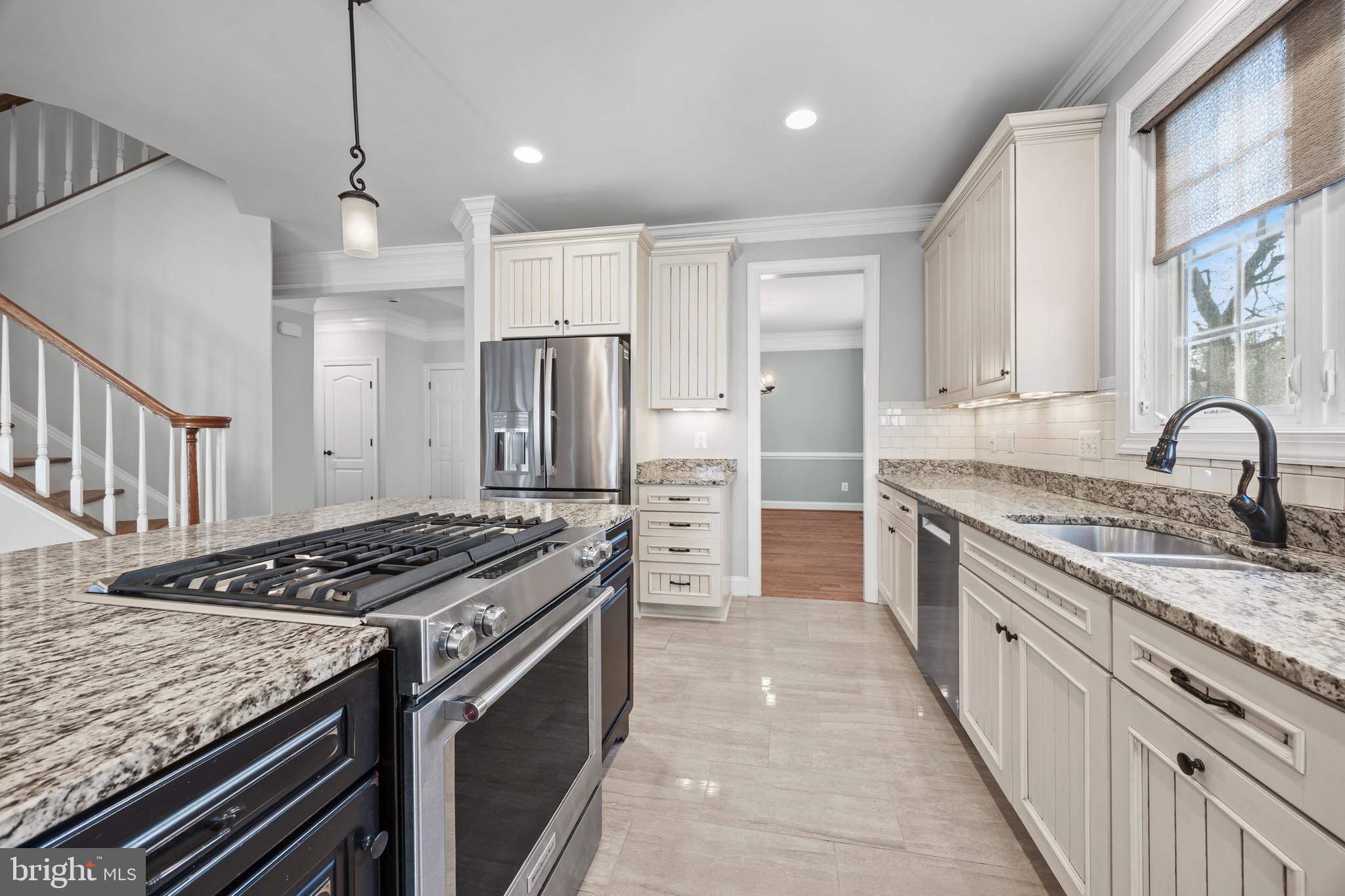 8047 Fairfax Road Alexandria, VA 22308 - Photo 14 of 70 Gourmet Kitchen with Island