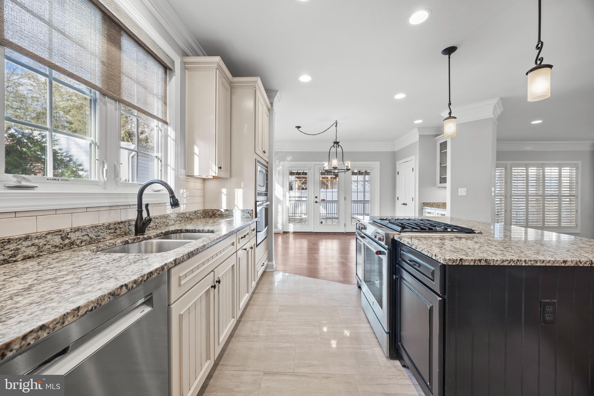 8047 Fairfax Road Alexandria, VA 22308 - Photo 15 of 70 Gourmet Kitchen with Island