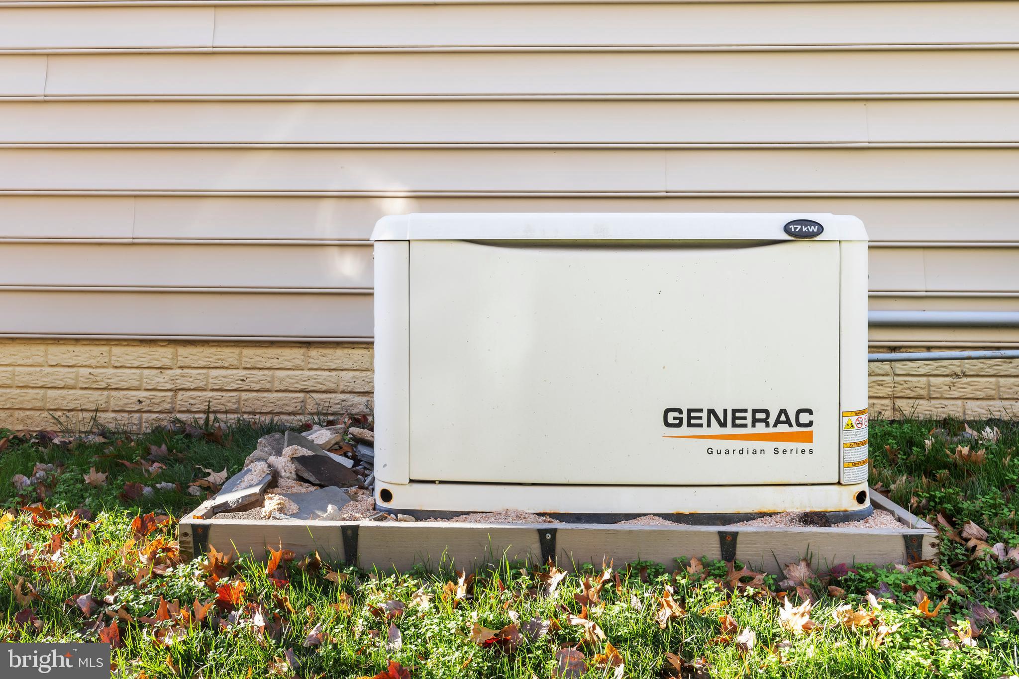 8047 Fairfax Road Alexandria, VA 22308 - Photo 67 of 70 17kW Automatic Generator