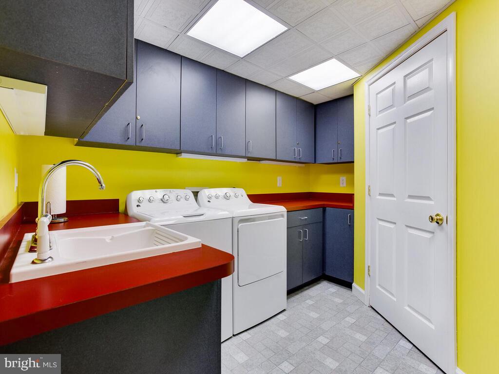 4320 Dunn Road Huntingtown, MD 20639 - Photo 17 of 47 Laundry Room w/Deep Sink & Cabinets
