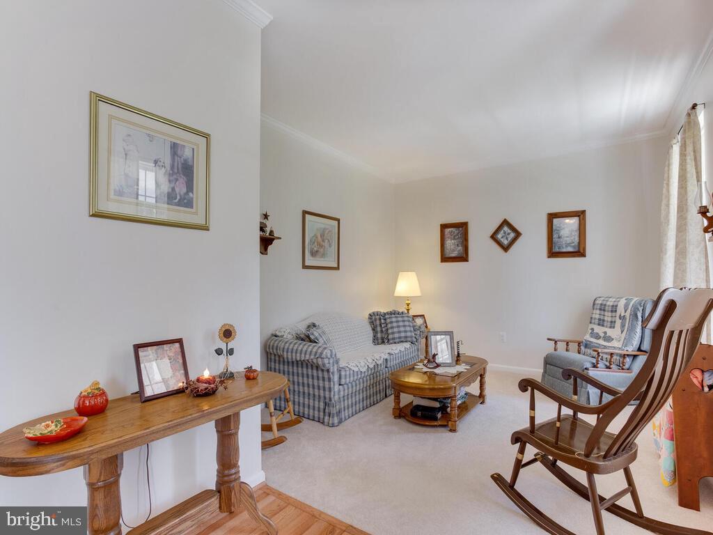 4320 Dunn Road Huntingtown, MD 20639 - Photo 37 of 47 Living Room with crown molding