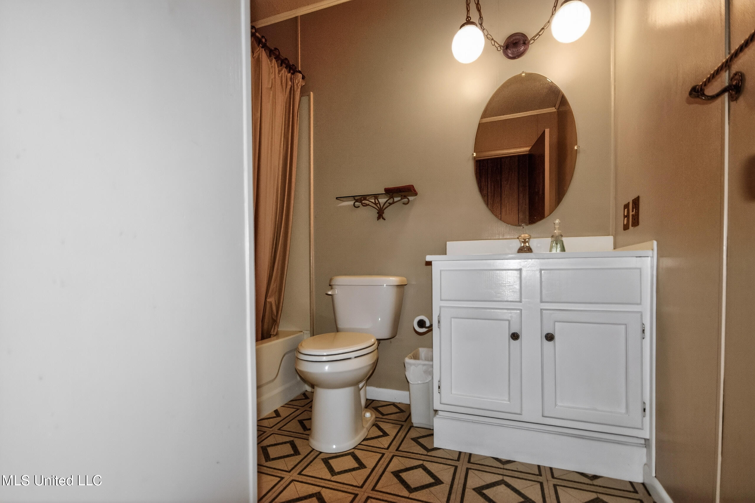 13700 Deneen Road Vancleave, MS 39565 - Photo 25 of 38 Hall Bath