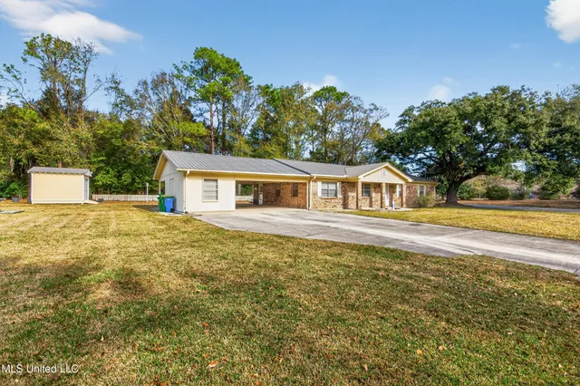 $225,000 | 13700 Deneen Road, Vancleave, MS 39565