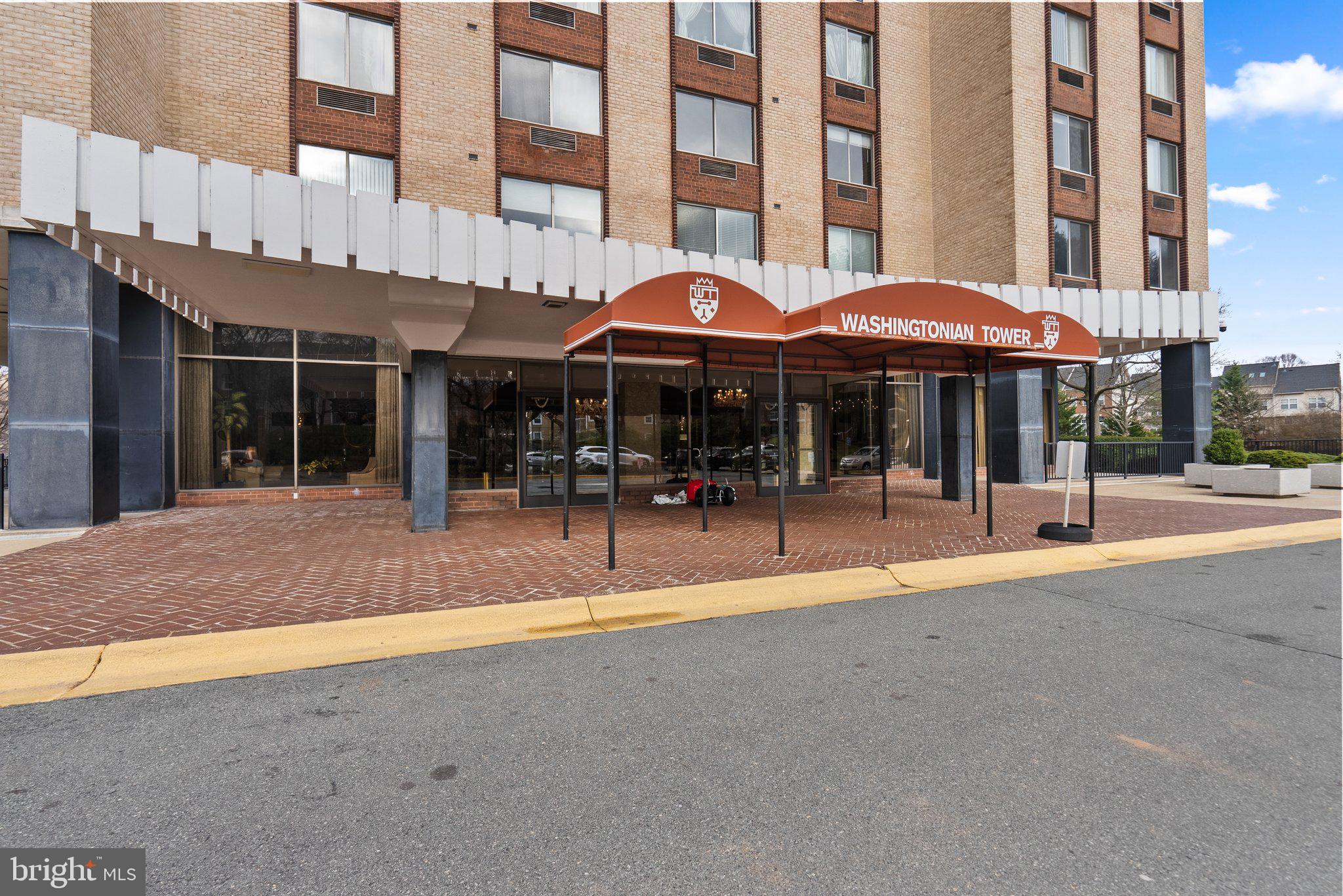 9701 Fields Road, Unit 1704 Gaithersburg, MD 20878 - Photo 2 of 42