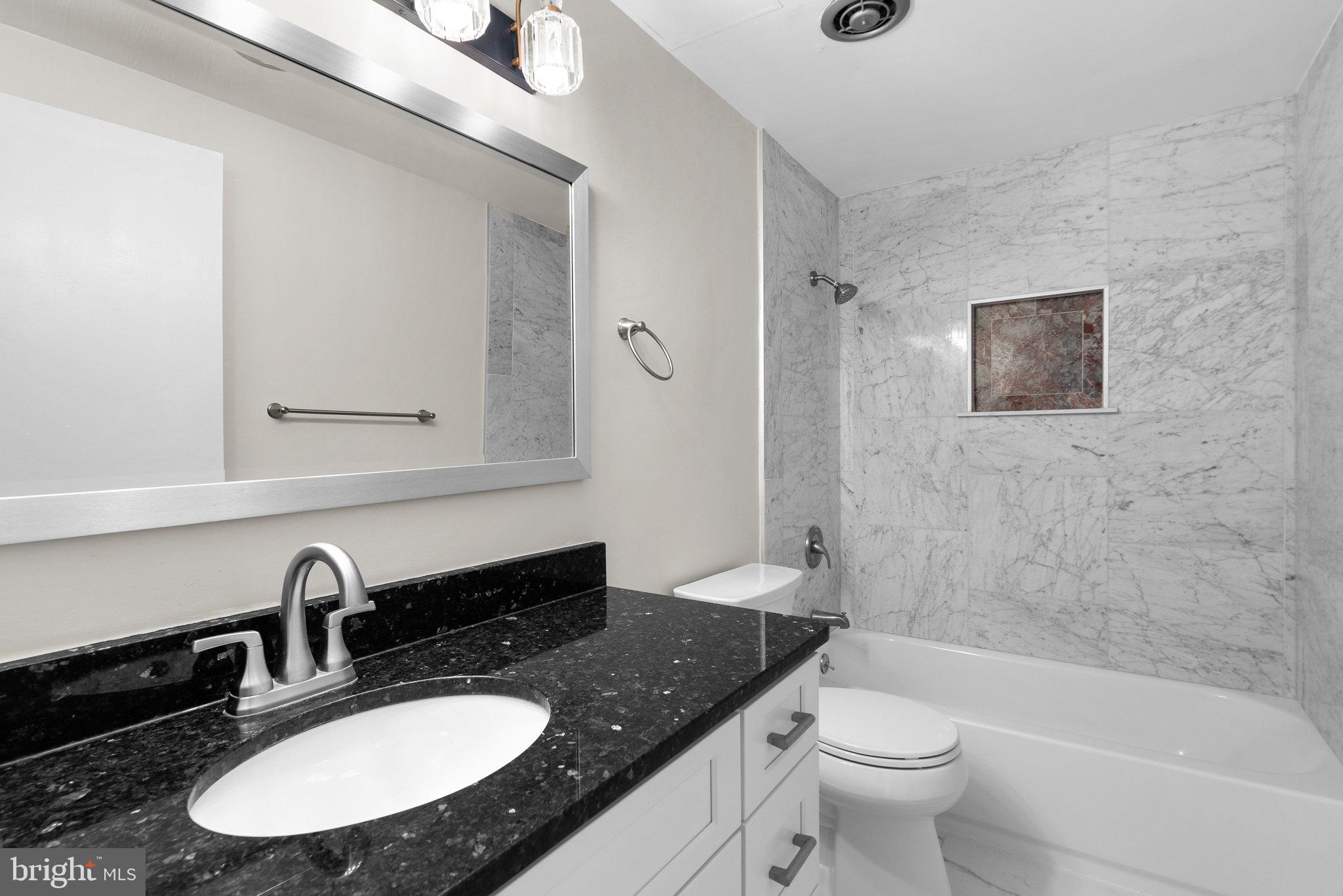 9701 Fields Road, Unit 1704 Gaithersburg, MD 20878 - Photo 21 of 42