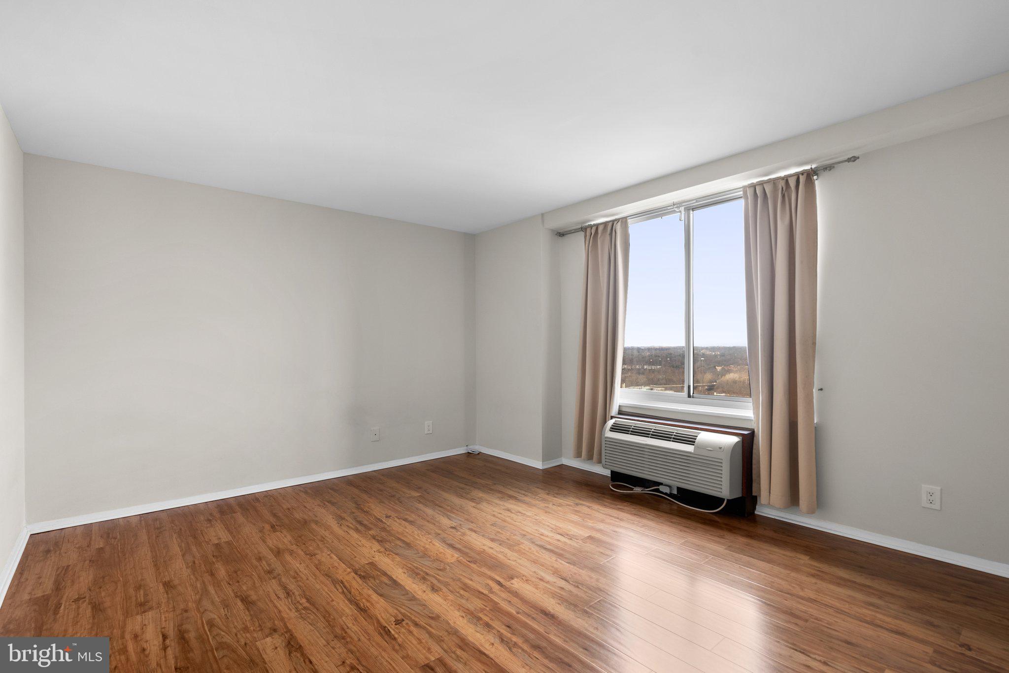 9701 Fields Road, Unit 1704 Gaithersburg, MD 20878 - Photo 22 of 42