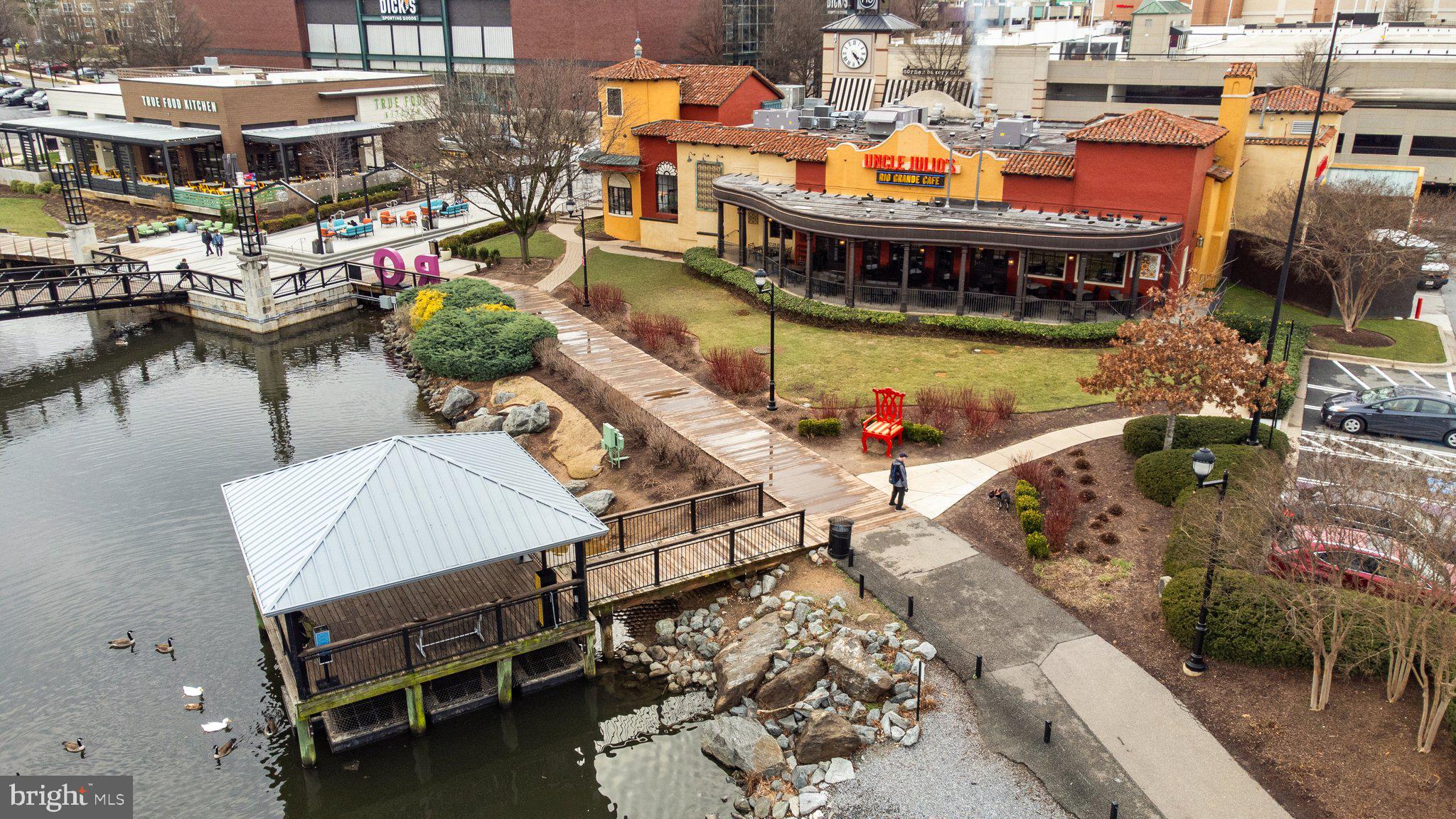 9701 Fields Road, Unit 1704 Gaithersburg, MD 20878 - Photo 39 of 42