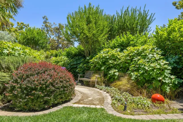 $18,995 | 590 Center Drive, Palo Alto, CA 94301