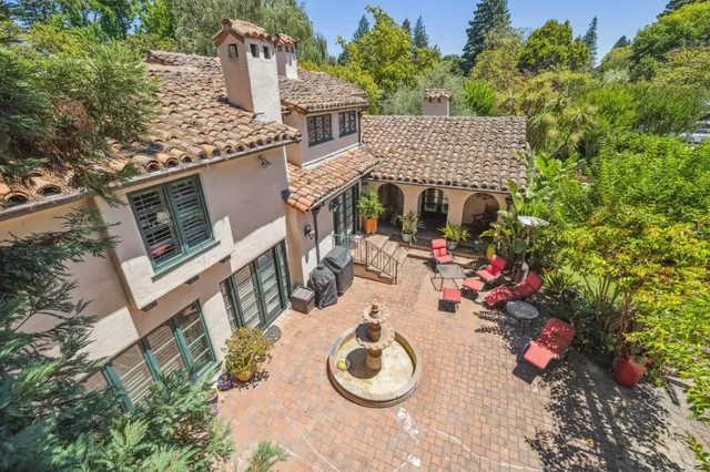 $18,995 | 590 Center Drive, Palo Alto, CA 94301