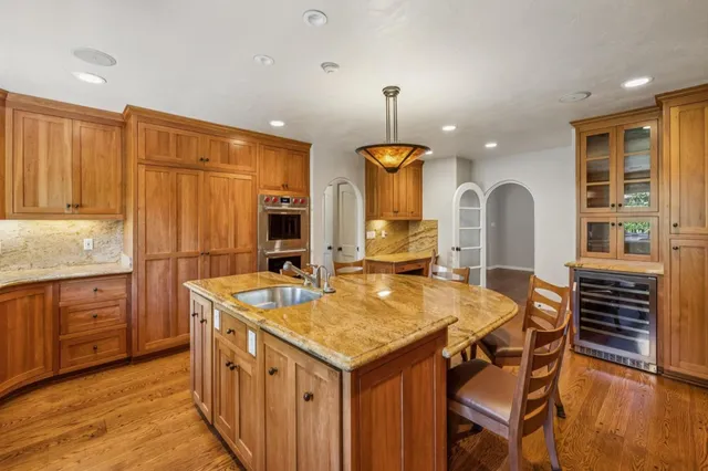 $18,995 | 590 Center Drive, Palo Alto, CA 94301