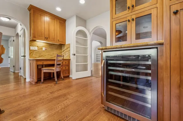 $18,995 | 590 Center Drive, Palo Alto, CA 94301