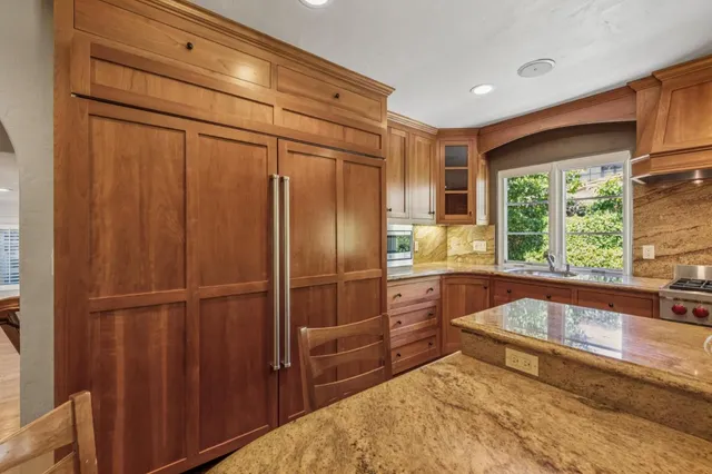 $18,995 | 590 Center Drive, Palo Alto, CA 94301