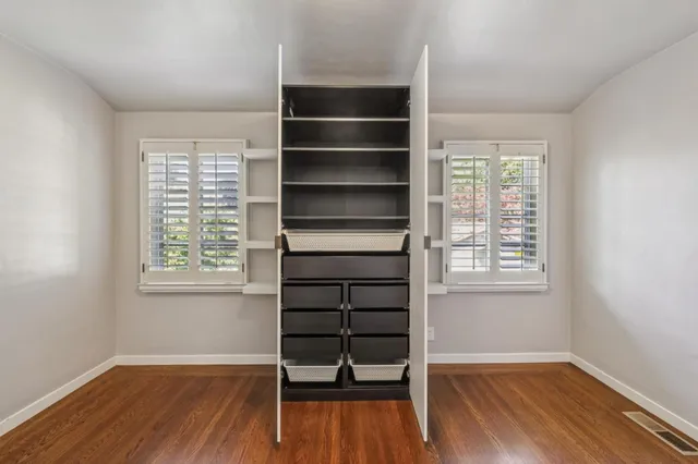 $18,995 | 590 Center Drive, Palo Alto, CA 94301