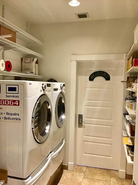 541 Northeast 16th Street Boca Raton, FL 33432 - Photo 18 of 91 20190505212506736494000000-o