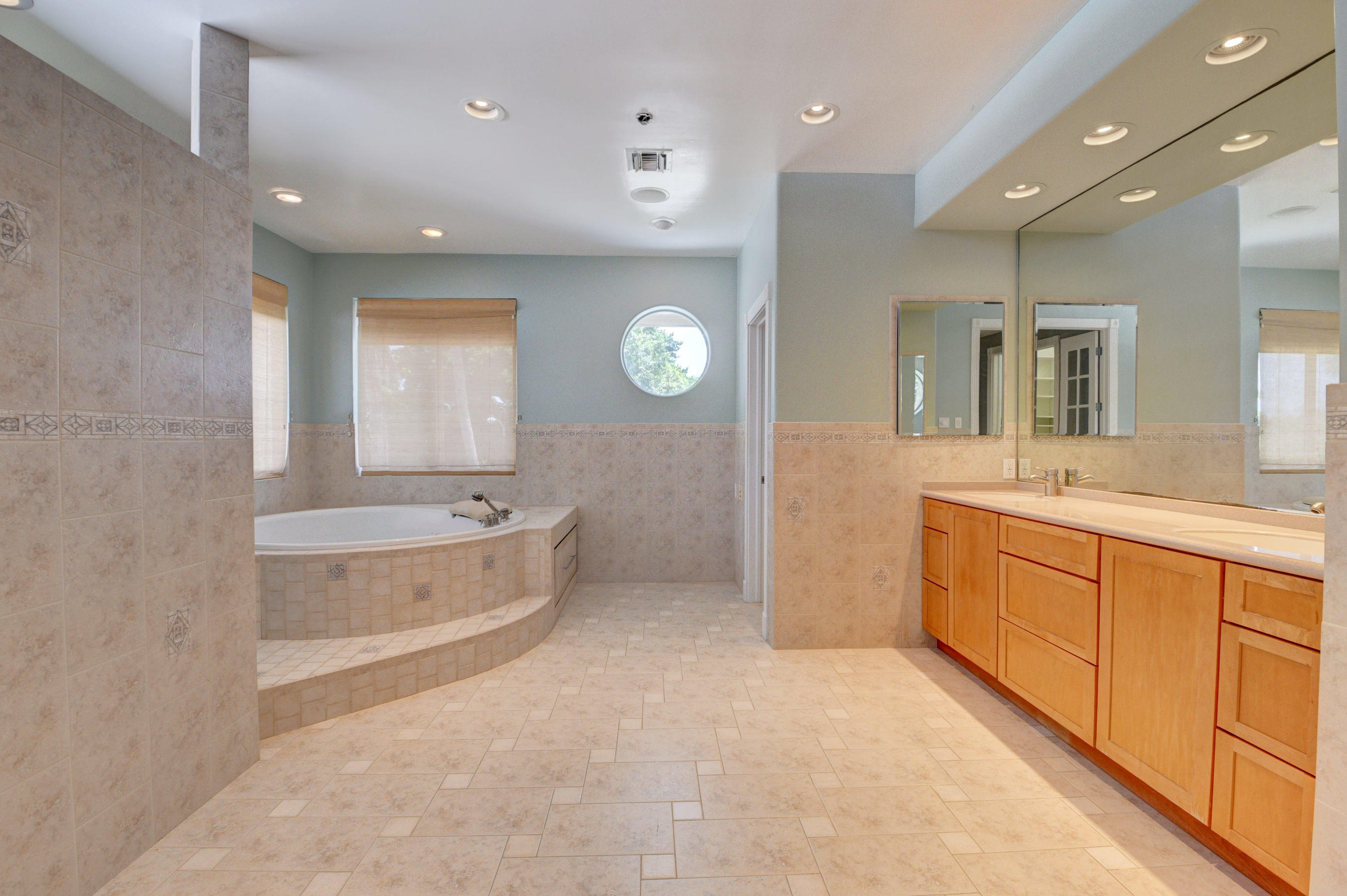 541 Northeast 16th Street Boca Raton, FL 33432 - Photo 79 of 91 53_dsc_10001 (239)_40)_41)_42)_43)