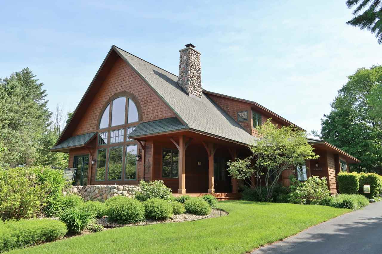 8607 South Lakeview Road Traverse City, MI 49684 - Photo 1 of 59 1847876.JPG