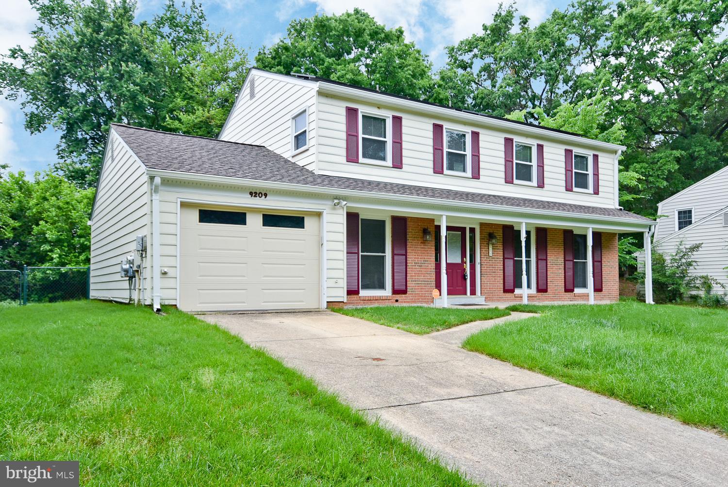 9209 Ivanhoe Road Fort Washington, MD 20744 - Photo 1 of 29 Front Porch