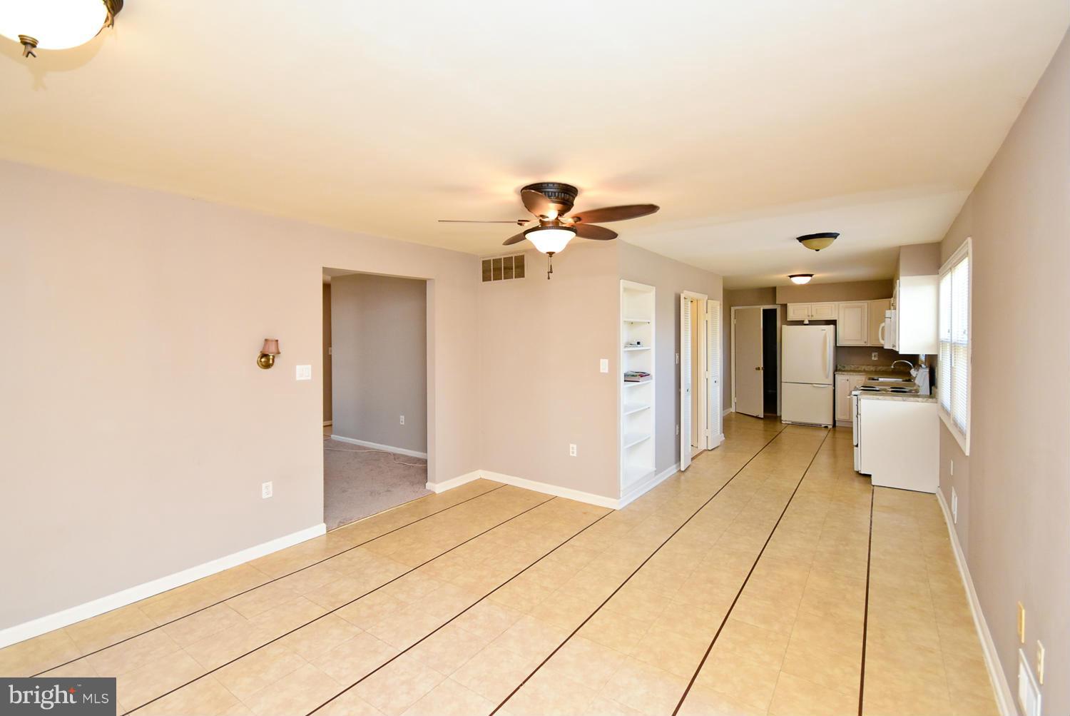 9209 Ivanhoe Road Fort Washington, MD 20744 - Photo 12 of 29 Family Room view into Kitchen