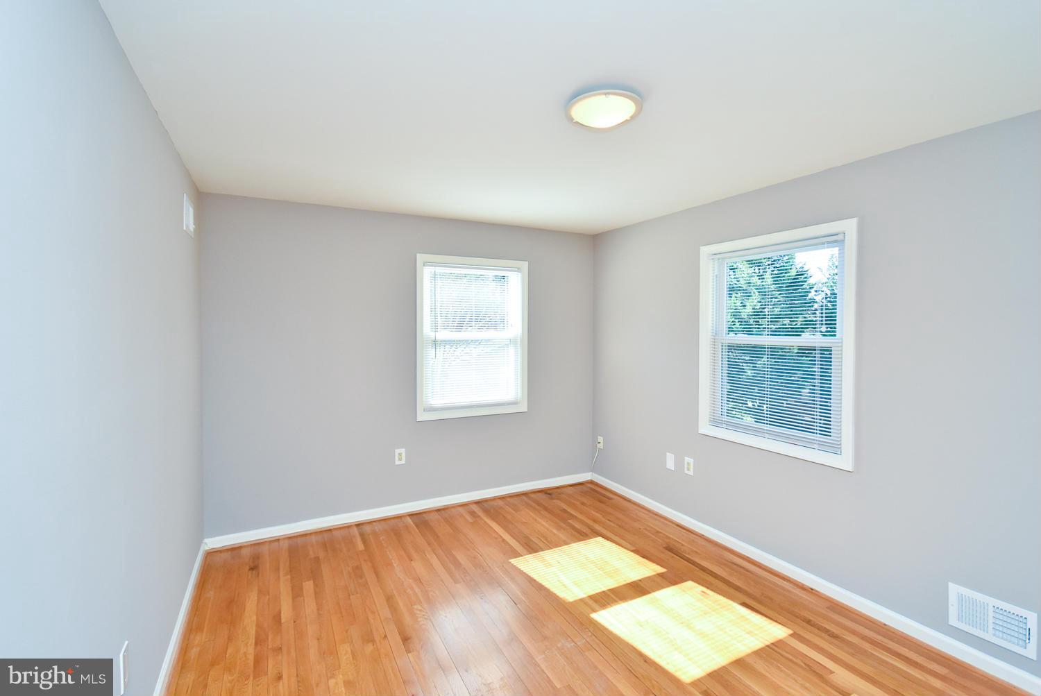 9209 Ivanhoe Road Fort Washington, MD 20744 - Photo 20 of 29 Bedroom two