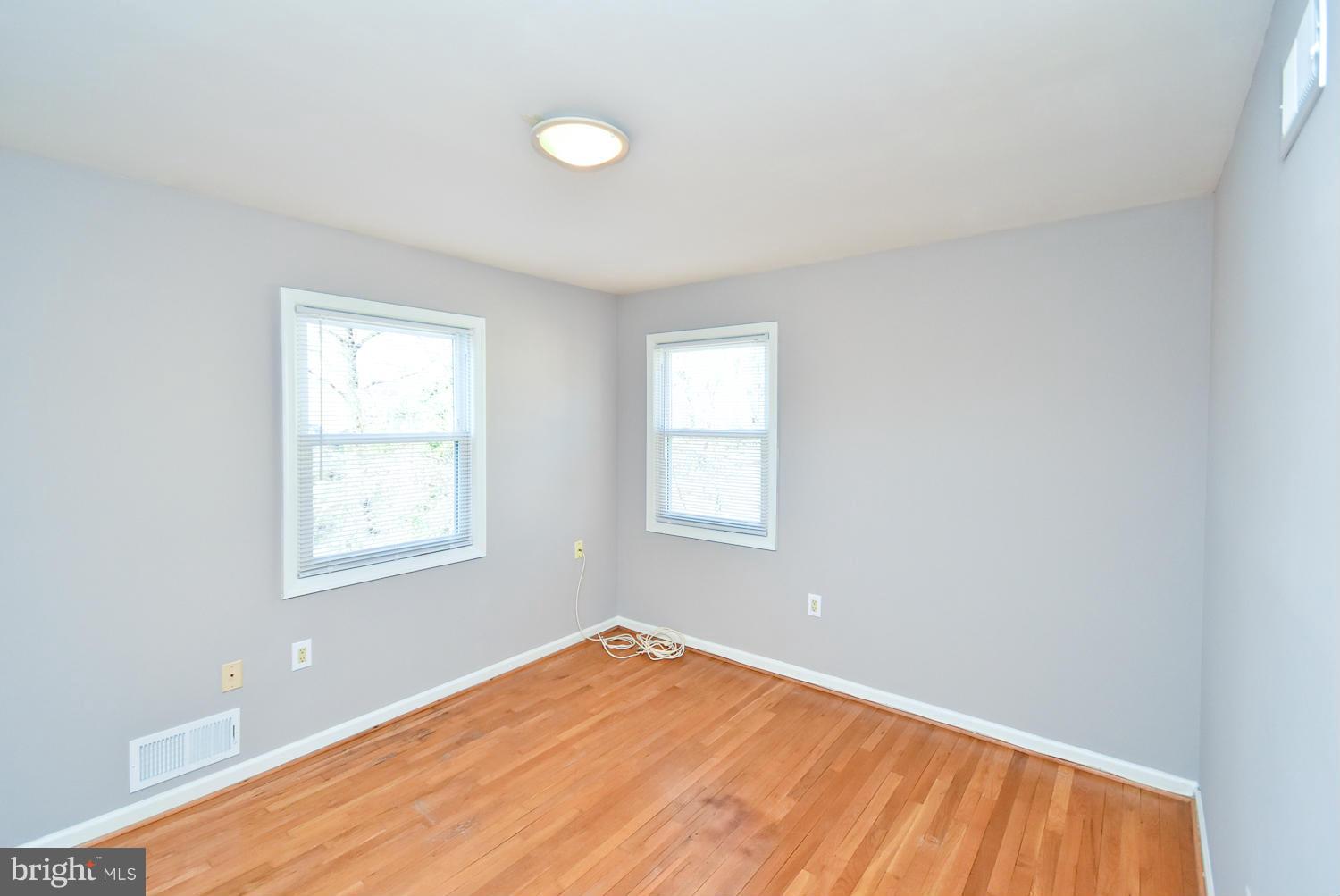 9209 Ivanhoe Road Fort Washington, MD 20744 - Photo 23 of 29 Three