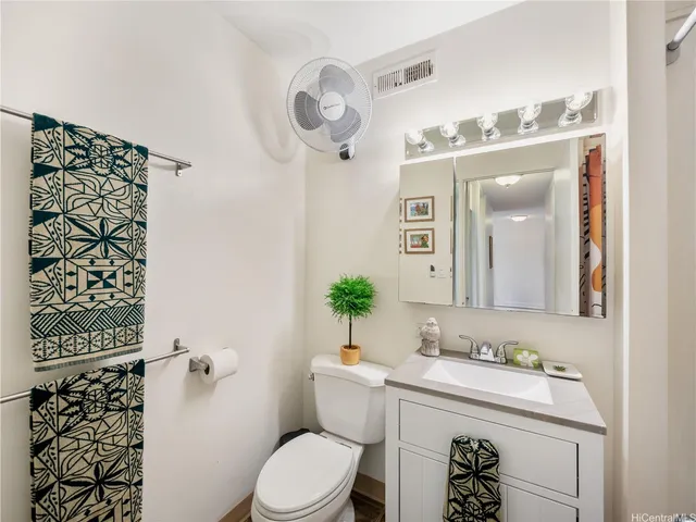 $399,000 | 509 University Avenue, Unit 1003, Honolulu, HI 96826