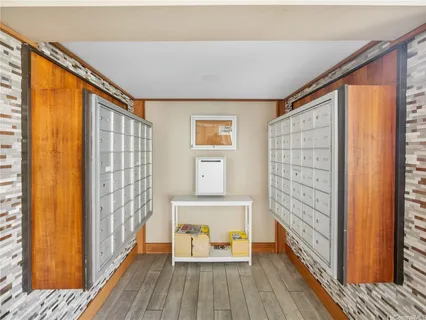 $399,000 | 509 University Avenue, Unit 1003, Honolulu, HI 96826