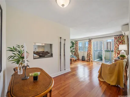 $399,000 | 509 University Avenue, Unit 1003, Honolulu, HI 96826