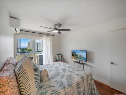 $399,000 | 509 University Avenue, Unit 1003, Honolulu, HI 96826