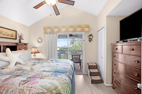 a view of a hallway with workspace