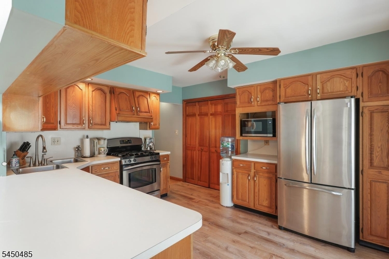 41 Watson Road Fanwood, NJ 07023 - Photo 8 of 38 Gallery Image 8