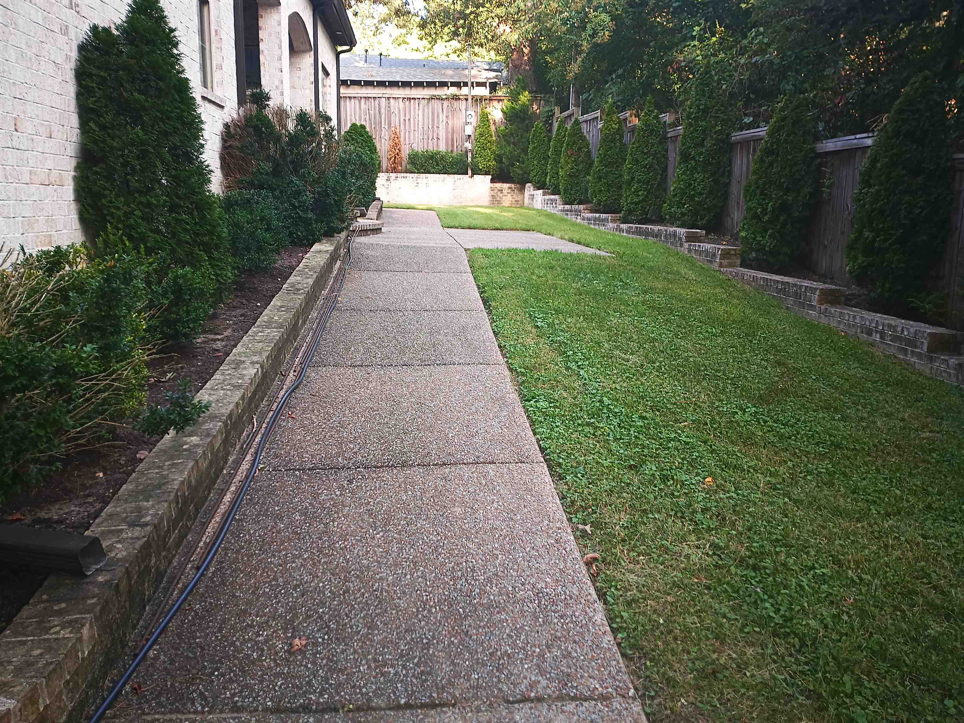 5690 Walnut Grove Road Memphis, TN 38120 - Photo 15 of 40 a view of a pathway with a yard