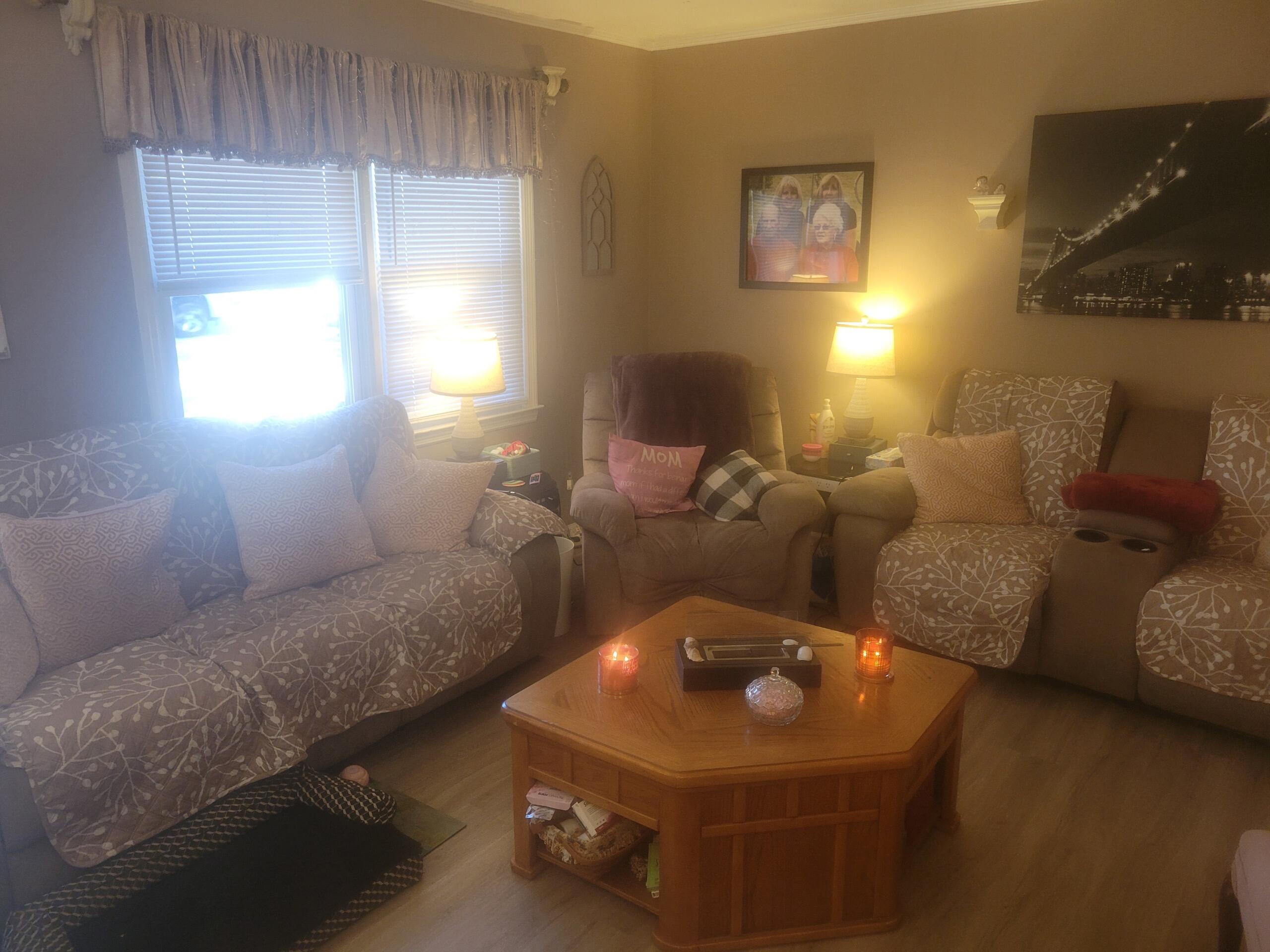 1273 Mathis Ferry Road Mount Pleasant, SC 29464 - Photo 5 of 26 Resized_20250311_160150_1741723763955