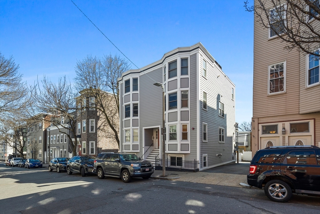 68 I Street, Unit 2 Boston, MA 02127 - Photo 13 of 14