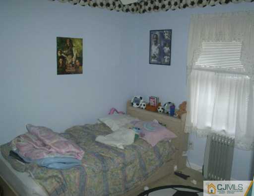 254 Gordon Road Old Bridge, NJ 07747 - Photo 7 of 8 Gallery Image 7
