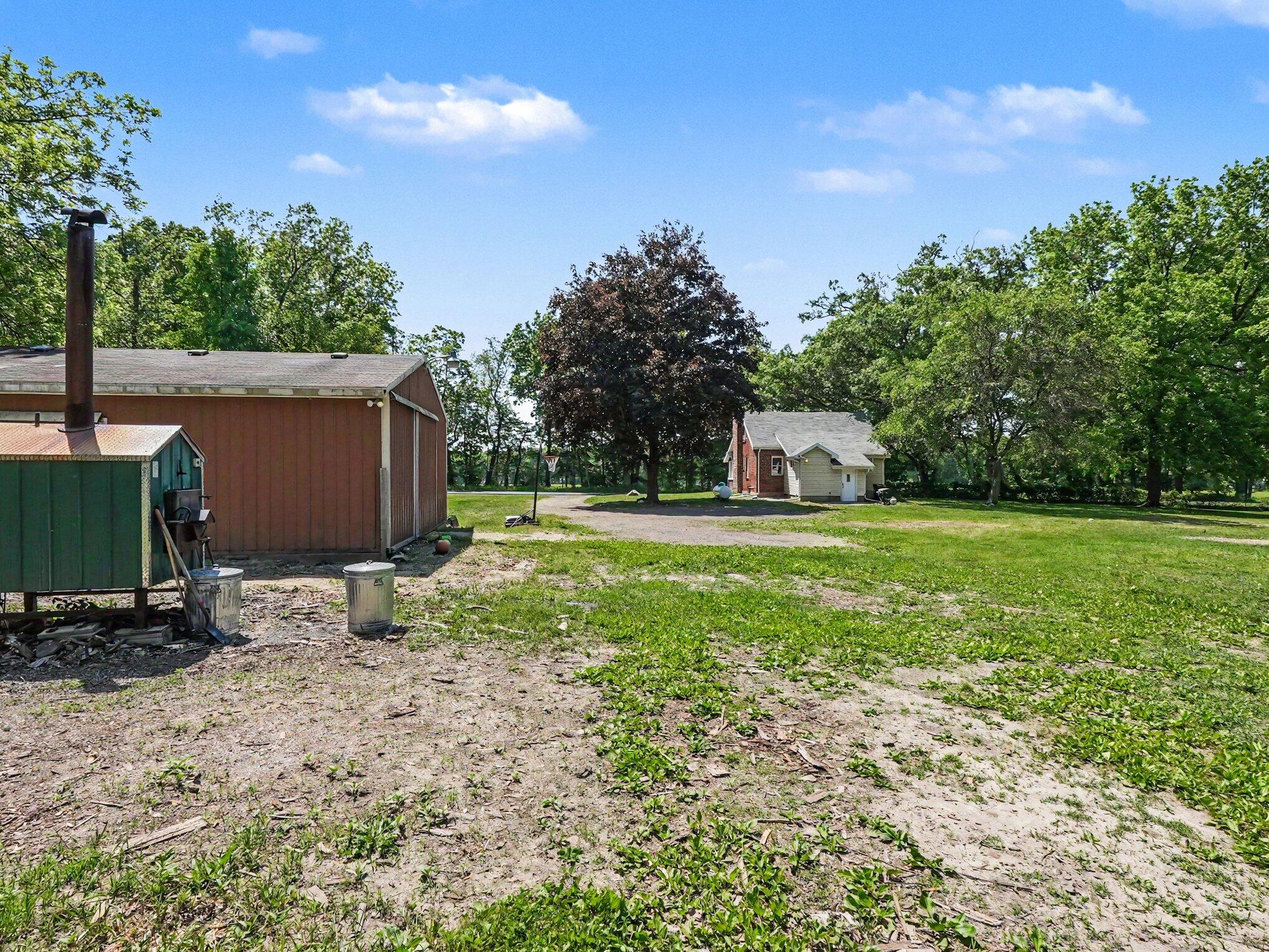 6375 Benton Road Jackson, MI 49201 - Photo 8 of 20 002_file_1705