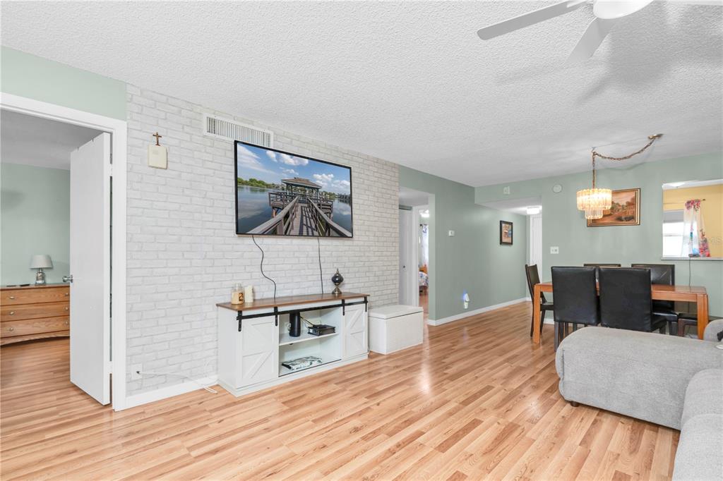 11485 Oakhurst Road, Unit 200207 Largo, FL 33774 - Photo 6 of 33